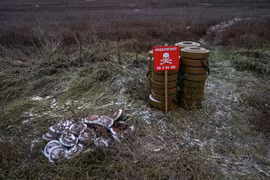 37,4 tỷ USD trong 10 năm tới và mất 757 năm để Ucraine sạch bom mìn