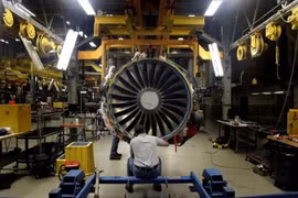 Nguy hiểm: phụ tùng giả trên hàng trăm máy bay