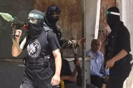 Trung tâm chỉ huy nằm trong bệnh viện và điều kiện Hamas trả tự do cho con tin