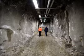 Lo ngại chiến tranh hủy diệt, nhiều quốc gia Châu Âu chuẩn bị hàng chục ngàn hầm tránh bom