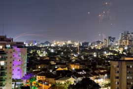 Đáp trả vụ phó thủ lĩnh Hamas bị sát hại, Hezbollah phóng hơn 60 quả rocket về phía Israel