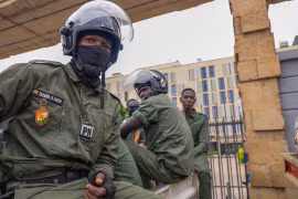 ECOWAS cảnh báo rắn, Burkina Faso và Mali tuyên bố “động” đến Niger là tuyên chiến với họ