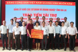 Trao hơn 1,3 tỷ đồng xây dựng “Mái ấm biên cương” ở huyện Đức Cơ