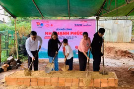 Khởi công xây dựng “Ngôi nhà hạnh phúc” cho thiếu nhi khó khăn ở làng Nú