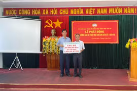 Chiều 12-9 đã có 106 tổ chức, cá nhân Gia Lai ủng hộ đồng bào bị thiệt hại do bão, lũ trên 1,8 tỷ đồng 