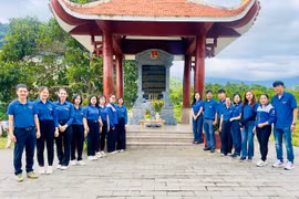 Tuổi trẻ TP. Pleiku tổ chức hành trình về nguồn tại xã Krong 