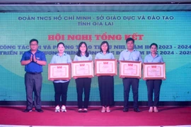 Gia Lai: Tổ chức 492 hoạt động đến địa chỉ đỏ trong năm học 2023-2024