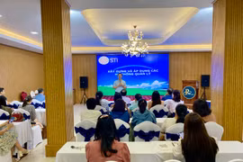 Quang cảnh buổi đào tạo áp dụng tiêu chuẩn, quy chuẩn và công cụ cải tiến năng suất cho doanh nghiệp, hợp tác xã do Hiệp hội Doanh nghiệp tỉnh phối hợp với STI tổ chức. Ảnh Hà Duy