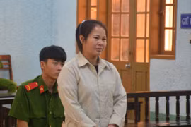 Lãnh án 12 năm tù vì lừa đảo chiếm đoạt tài sản