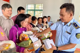 Cục Quản lý thị trường Gia Lai kết nghĩa với làng Chuk