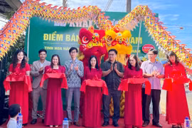 Khai trương điểm bán hàng Việt Nam tại Chư Prông