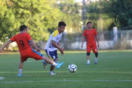 6 đội bóng tranh tài ở Giải Bóng đá Công an thị xã Ayun Pa