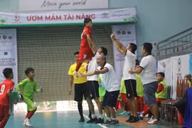 Gia Bảo Hải Dương và Sông Lam Nghệ An lọt vào chung kết Giải U9 toàn quốc