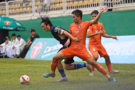 Tiền vệ Nguyễn Tuấn Anh chính thức chia tay LPBank Hoàng Anh Gia Lai