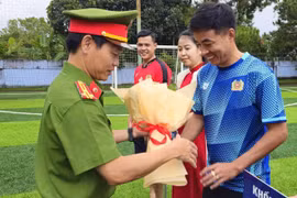6 đơn vị Công an tranh tài bóng đá, quần vợt 