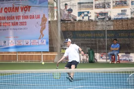 Hơn 40 tay vợt so tài ở Giải Quần vợt tỉnh Gia Lai mở rộng