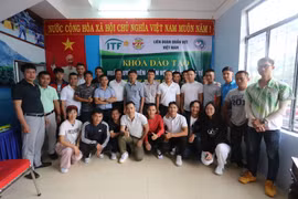 Gia Lai: 23 học viên được đào tạo huấn luyện viên Quần vợt cơ bản quốc tế