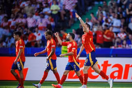 Các cầu thủ Tây Ban Nha có một trận đấu thăng hoa