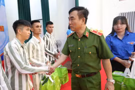 Gây quỹ gần 2 tỷ đồng giúp đỡ các phạm nhân khó khăn