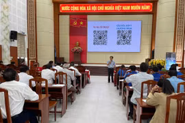 Quang cảnh buổi tập huấn kỹ năng số cho tổ công nghệ số cộng đồng. Ảnh: Vũ Chi