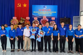 Ủy ban Hội LHTN Việt Nam phường khóa IV, nhiệm kỳ 2024-2029 ra mắt Đại hội. Ảnh: Trọng Tiến