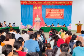 Quang cảnh buổi tiếp xúc cử tri huyện Ia Pa. Ảnh: Vũ Chi 