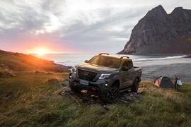 Nissan Navara 2024 mẫu bán tải nhập khẩu nguyên chiếc-giá chỉ hơn 600 triệu đồng