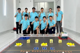 Nhóm học sinh Gia Lai chinh phục Top 3 sân chơi Open Robotics Challenge