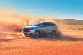 Giá lăn bánh Isuzu Mu-X tháng 8-2024