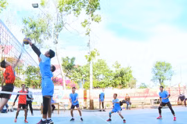  7 đội bóng dự Giải bóng chuyền huyện Chư Prông mừng xuân Quý Mão 2023