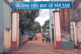 Trường Tiểu học Lê Văn Tám hoàn trả số tiền lạm thu 