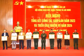 Chú trọng hơn công tác giáo dục quốc phòng, an ninh cho người dân khu vực biên giới