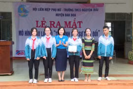 Đak Đoa ra mắt Câu lạc bộ điểm “Thủ lĩnh của sự thay đổi”