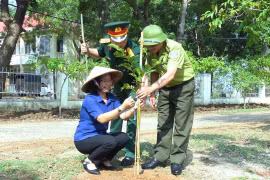 Chư Prông trồng 3.000 cây xanh hưởng ứng “Tết trồng cây”