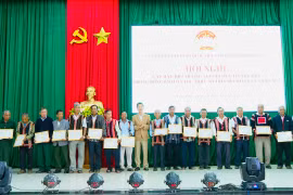 Chư Prông biểu dương 19 người có uy tín tiêu biểu