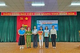 Ra mắt mô hình “Phụ nữ chuyển đổi số phường Thống Nhất”