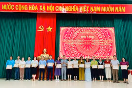 Chư Prông khen thưởng 83 tập thể, cá nhân tiêu biểu trong học tập và làm theo Bác