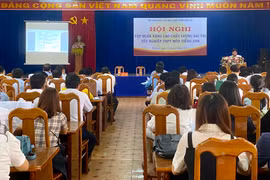 Tập huấn nâng cao chất lượng bài thi tốt nghiệp THPT môn Tiếng Anh