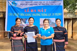 Pleiku: Ra mắt Câu lạc bộ múa xoang phường Thắng Lợi