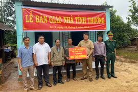 Ia Grai: Bàn giao nhà tình thương cho 1 hộ nghèo ở xã Ia O