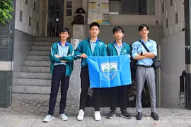 Gia Lai: 2 học sinh lớp 10 Trường THPT Chi Lăng đạt chứng chỉ đồ họa quốc tế