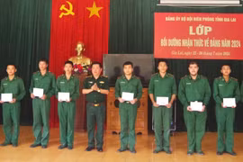 Bộ đội Biên phòng tỉnh Gia Lai mở lớp bồi dưỡng lý luận chính trị cho đối tượng kết nạp Đảng