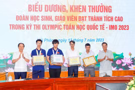Hải Phòng thưởng 500 triệu đồng cho nam sinh giành HCV Olympic Toán quốc tế