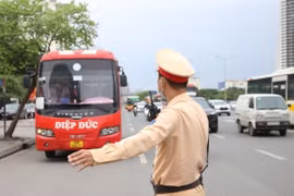 Toàn quốc tổng kiểm soát xe ô tô kinh doanh vận tải từ ngày 1-8