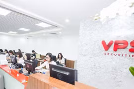 Đầu tư thay khách hàng, cựu giám đốc bị tước quyền hành nghề chứng khoán 9 tháng