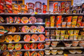 Phim, âm nhạc giúp Hàn Quốc xuất khẩu mì ăn liền đạt gần 210 triệu USD