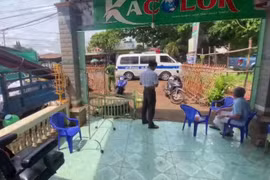 Chồng chết, vợ và con cùng người bạn nguy kịch sau bữa nhậu