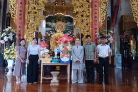 Lãnh đạo Ủy ban MTTQ Việt Nam tỉnh Gia Lai thăm, chúc mừng Đại lễ Phật đản Phật lịch 2568 