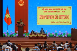 Hội đồng Nhân dân huyện Đak Đoa thông qua 5 tờ trình của Ủy ban nhân dân huyện 