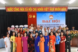 Đại hội điểm Mặt trận Tổ quốc Việt Nam phường Phù Đổng thành công tốt đẹp 